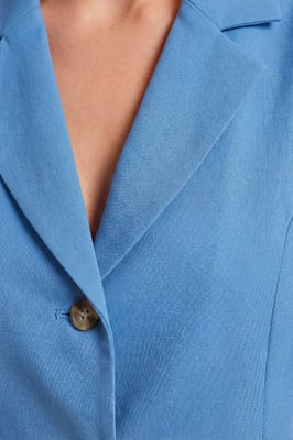 Petite Pocket Detail Sleeveless Blazer
