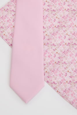 Pink Plain Tie and Ditsy Pocket Square
