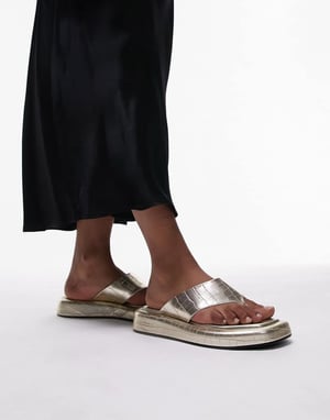 Topshop Jonah tånagel fotbädd sandal i guld