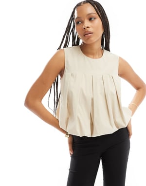 ASOS DESIGN ärmlös topp med puffkjol i krämfärg