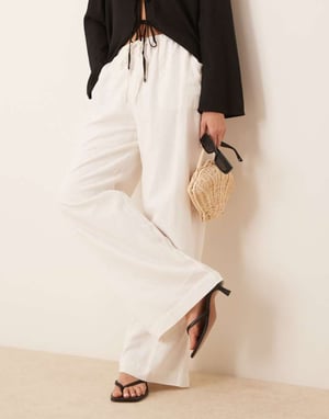 Nobody's Child Shona straight leg linen trousers in white