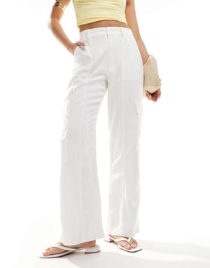 Hollister linnestoryxor i vitt