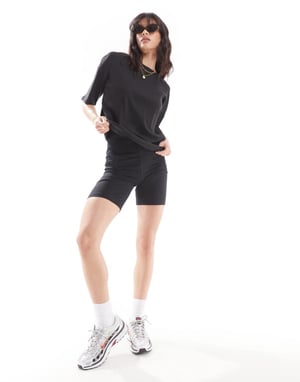 Noisy May ribbad kort leggings-set i svart