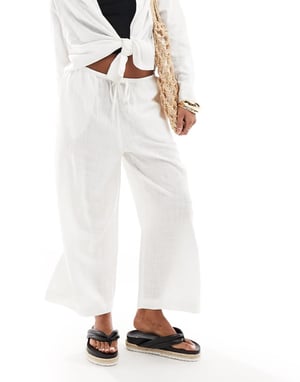 ASOS DESIGN Petite linne culotte i vitt