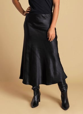 IVY BEAU Asmae Bottoms - Black