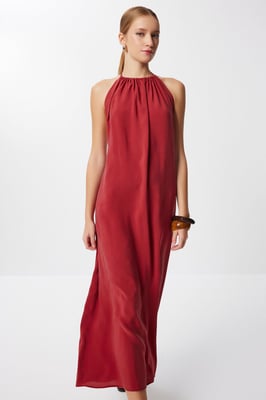 Halter Neck Draperad Midiklänning