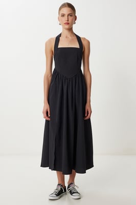 Slim Fit Midi-jurk met Vierkante Kraag