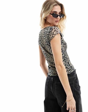 Återvunnen vintage topp med ärm i leopardmönster med kontrasterande rosett