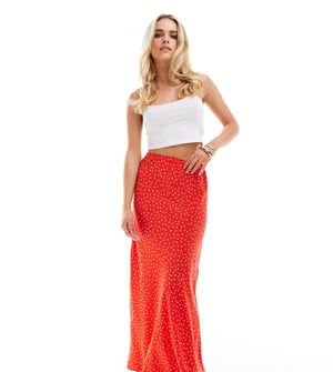 Miss Selfridge Petite picot trim bias maxi kjol i röd prickig mönster
