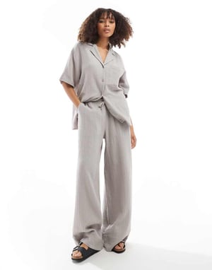 ASOS DESIGN skjorta i ostduk i grått