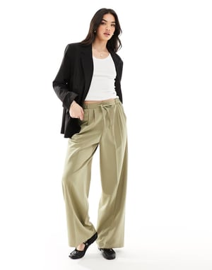 ASOS DESIGN skräddarsydda tröja byxor i khaki