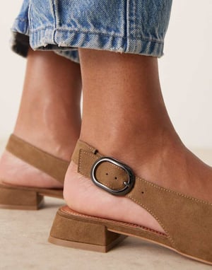 ASOS DESIGN Leonora slingback ballerina i taupe suedette