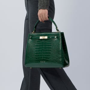 VICTORIA HYDE Handbag Victoria III in green