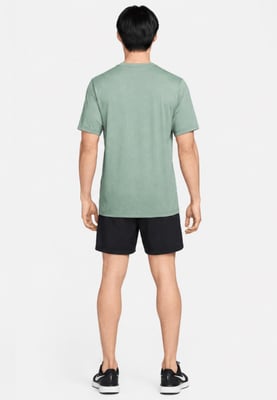 Nike Dri-FIT T-Shirt - 7" Unlined Versatile Shorts Set Green / Black