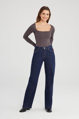 Nova jeans met middelhoge taille, normale lengte, 5 zakken, onbewerkt
