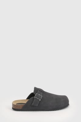 Basic Closed Toe Clogs