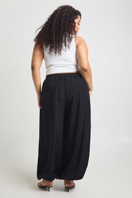 Plus Peached Balloon Trouser