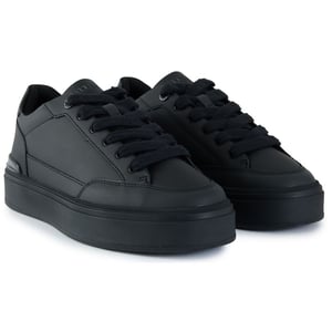 Mallet Lansbury Trainers