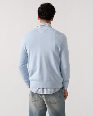 Essential Cotton Crew Neck Long Sleeve Crew Neck Crew Neck Sweatshirt in Light Blue Sweatshirt