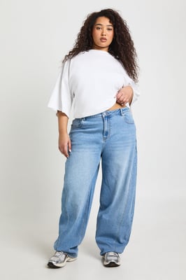 Plus Mid Waist Barrel Jean