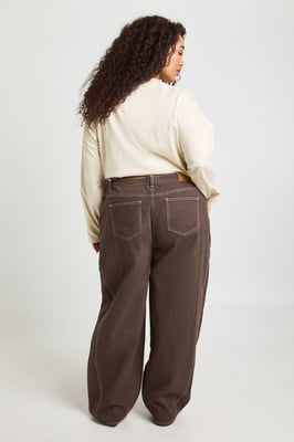 Plus Mid Waist Barrel Jean