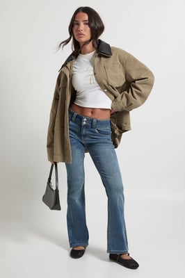 Petite Low Waist Double Button Flared Jean
