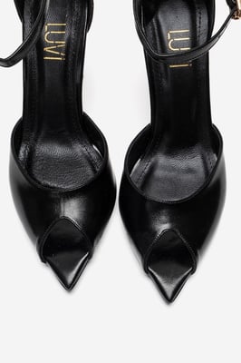 Dona Stiletto Pump