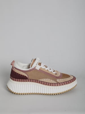 Nama sneakers