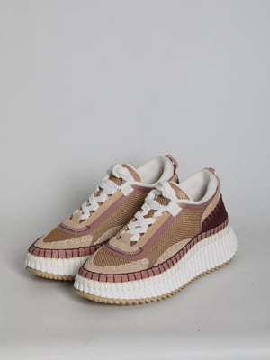 Nama sneakers