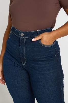Plus High Waist Booty Lifting Flared Jean
