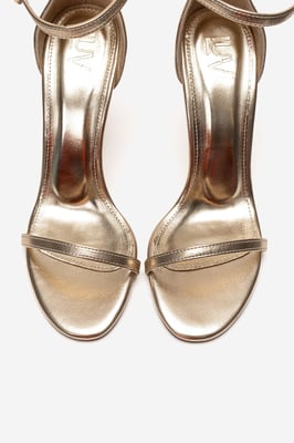 Yelena Pump met Enkelbandje en Stilettohak