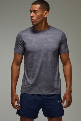 Man Active Geo Camo T-shirt and Short Set