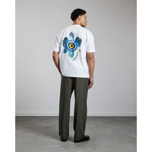 Aeden Luceris tee off