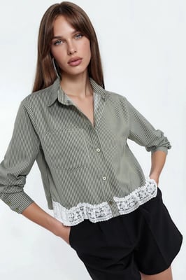 Gestreepte Crop Button-Up Shirt met Kraag