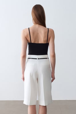 Hoge taille Wijde Crepe Shorts Met Ceintuur