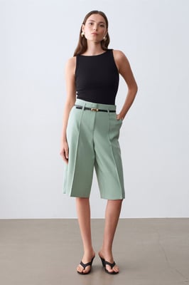 Hoge taille Wijde Crepe Shorts Met Ceintuur