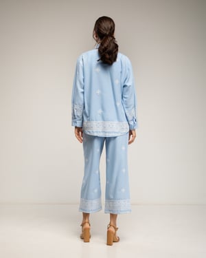 Set van geborduurd overhemd en broek, met elastische taille en zakken