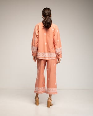 Set van geborduurd overhemd en broek, met elastische taille en zakken