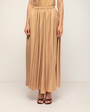 Lange uitlopende rok met elastische taille