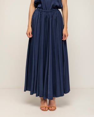 Lange uitlopende rok met elastische taille
