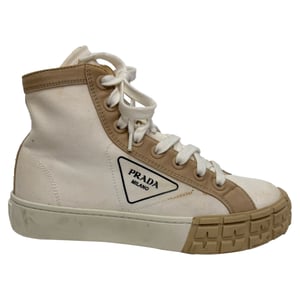 Prada Gabardine Hoge Sneakers in Witte Canvas