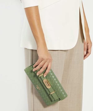 Dune Accessories Showmance - Chain Handle Turn Lock Bag