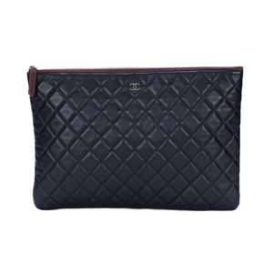 Large O Case Clutch Large  Clutch