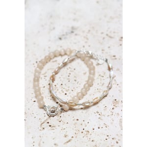 Label Kiki Beige cat eye bracelet