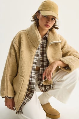 Oversized Pluche Jas met Zakken