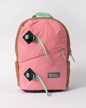 17 Backpack in Light_Pink