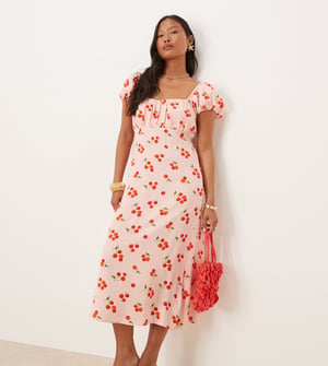Nobody's Child Petite Raven puff sleeve midi dress in tomato print