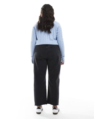 ASOS DESIGN Curve ankle grazer comfort stretch straight leg jeans in black