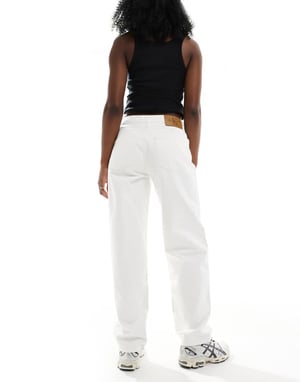Calvin Klein Jeans 90s loose jeans in white wash