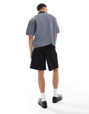 Hollister bermuda short in black